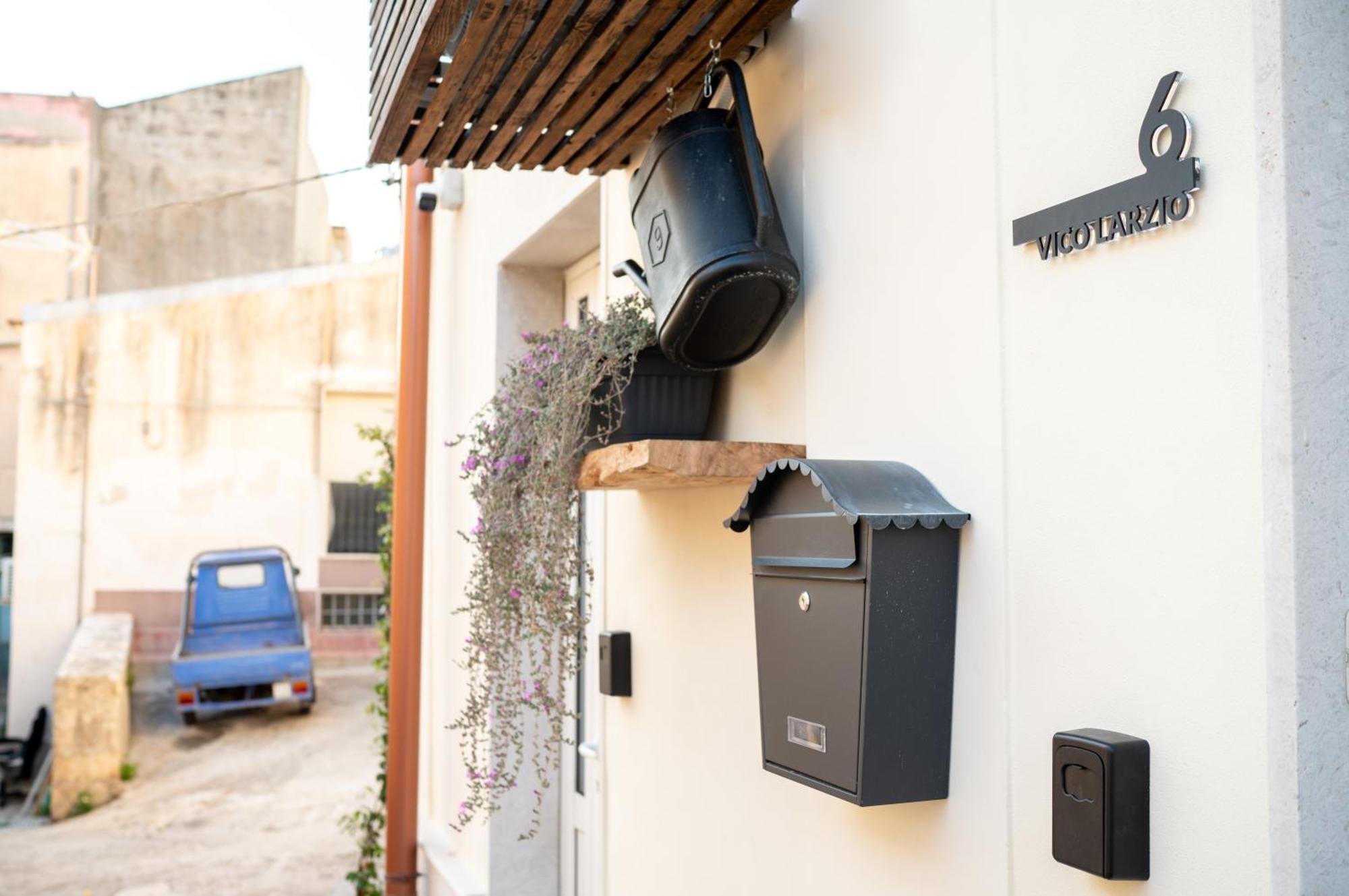 Vico Larzio 6 "Terrazza Sul Vico" Apartment Noto Ngoại thất bức ảnh